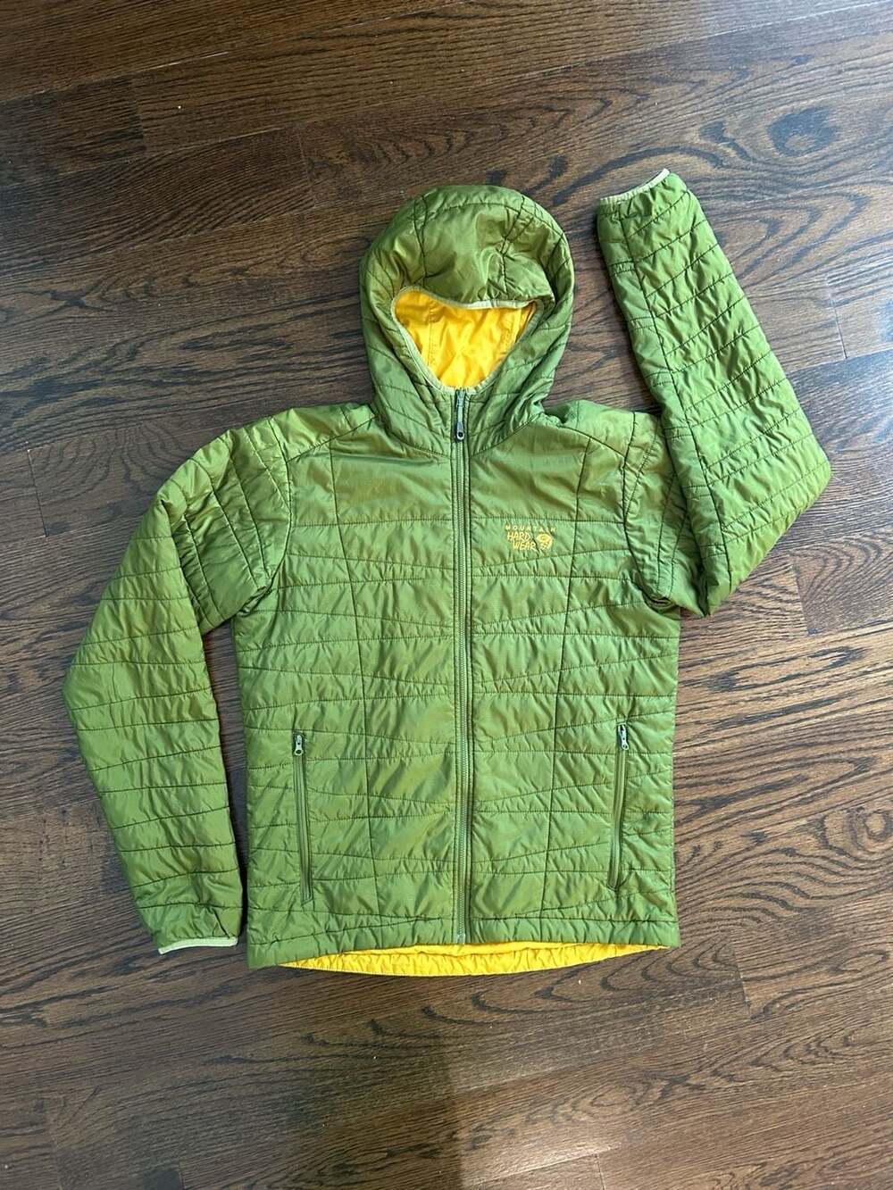 Mountain Hardwear Ghost Whisperer Hooded Jacket Green